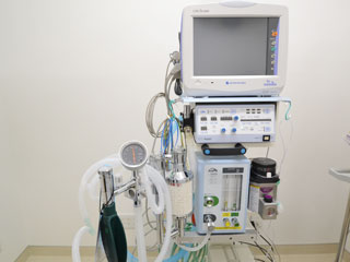 気化器・モニター・人工呼吸器